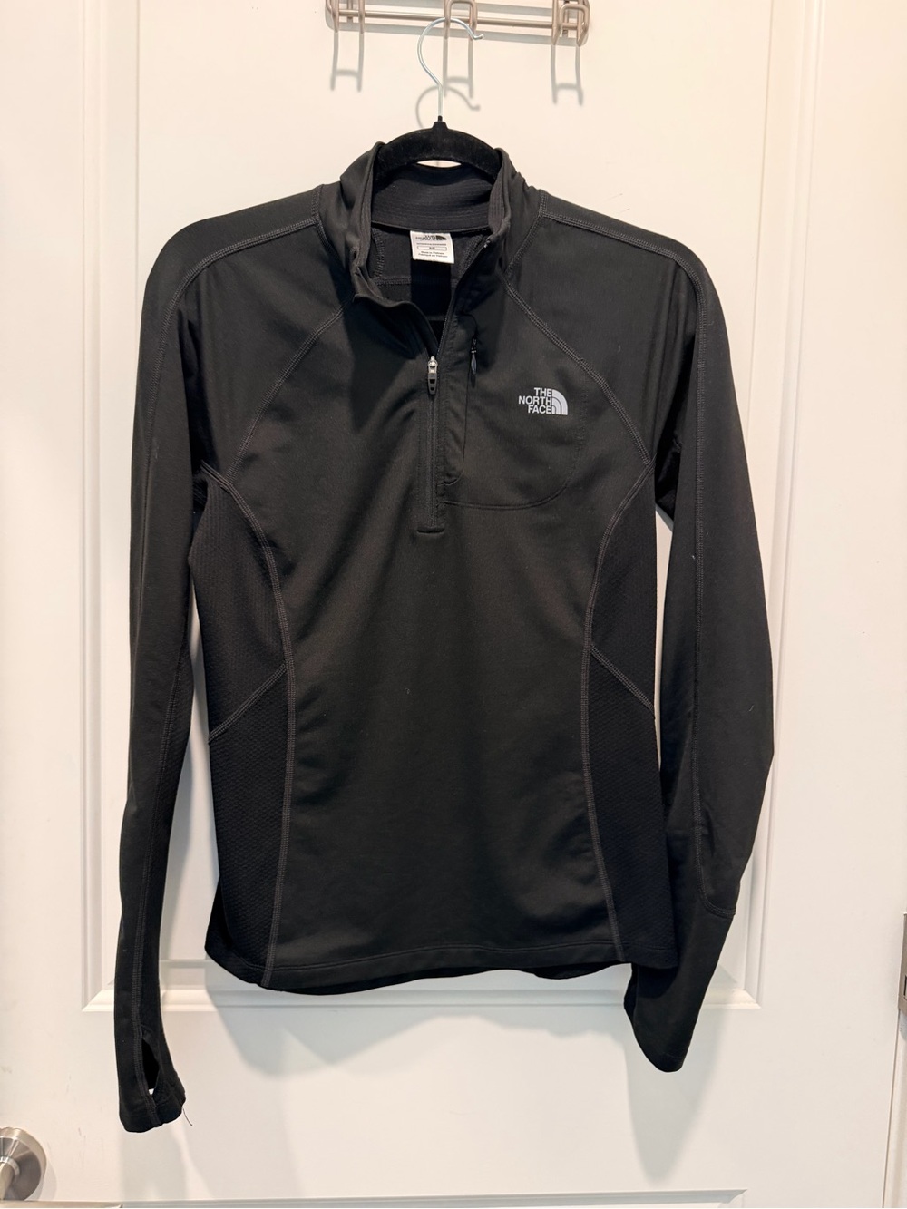 The North Face Flight Series
Vapor Wick Pullover Black
Women's Size Small